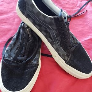 Black Vans size 11.5